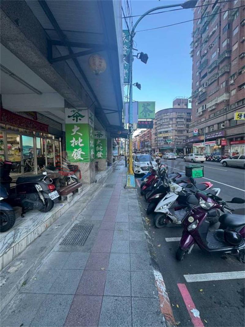 E216上泰電梯三房,新北市土城區裕民路