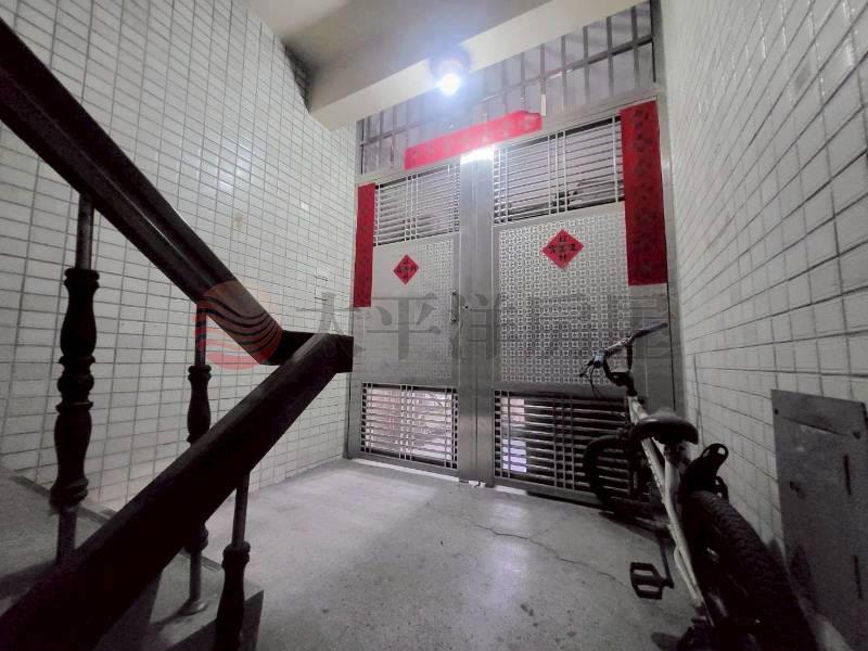 A064-榮富國小邊間大三房,新北市新莊區中信街