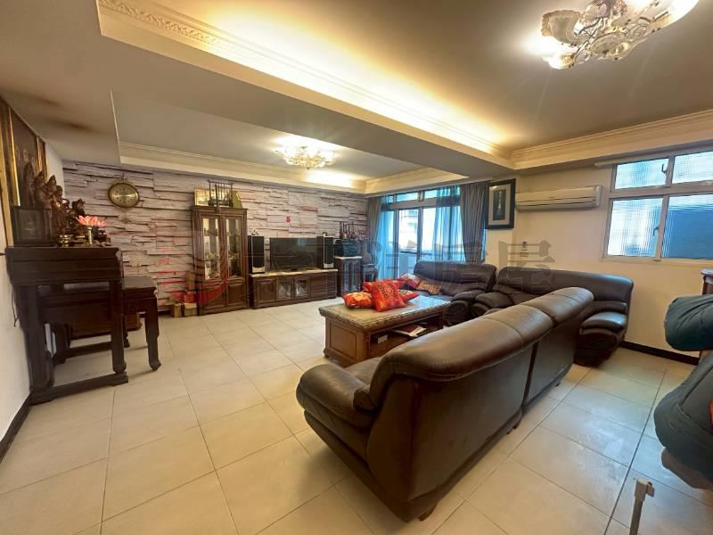 E099-獨家泰山邊間公寓二樓,新北市泰山區民權街