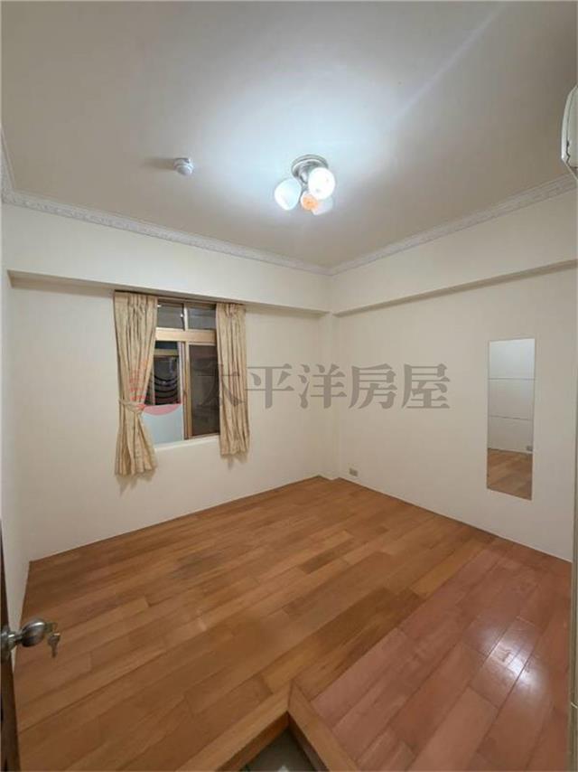 B72捷運富國華廈大五房,新北市新莊區富國路