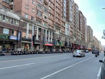 C161中原鑽石店面,新北市新莊區中原路