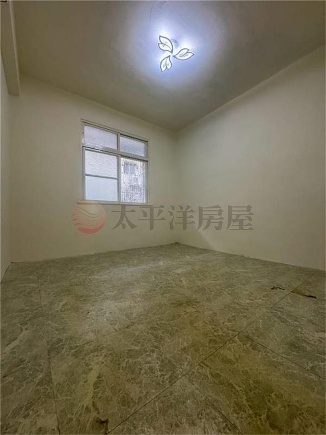 E130板橋黃金學區公園旁精華二樓,新北市板橋區和平路