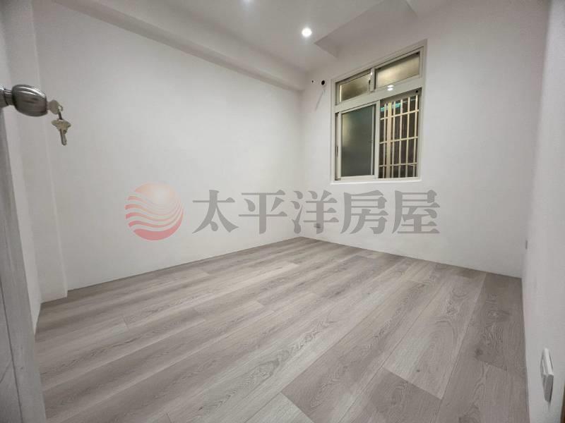 E122僑中一街國泰格局方正三房,新北市板橋區僑中一街