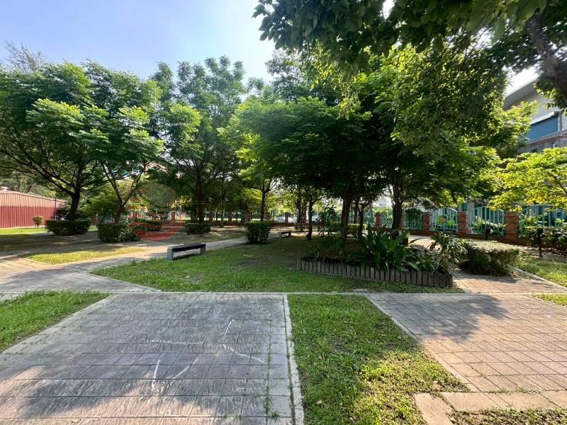 E121板橋立信天朗（預售屋可換約）,新北市板橋區中正路/新月一街