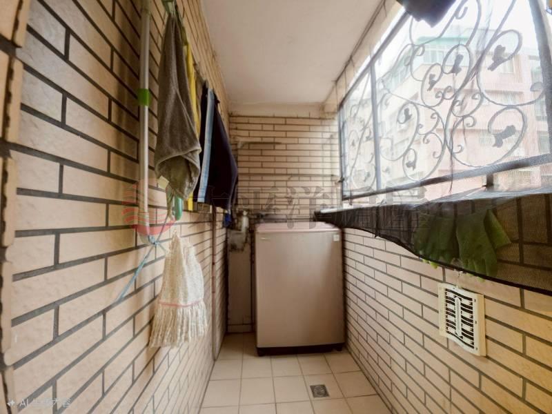 B91音樂歐洲精美大四房+車位,新北市新莊區中港路