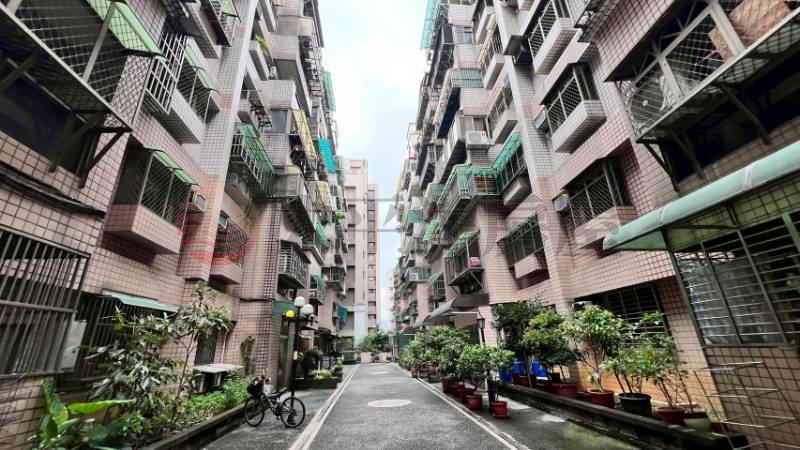 E120滿庭芳 風光明媚 電梯三房（次頂樓）,新北市樹林區俊英街