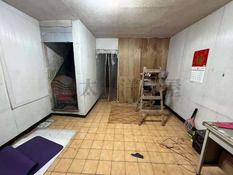 E220商業區市場666透天店面,新北市三重區仁愛街