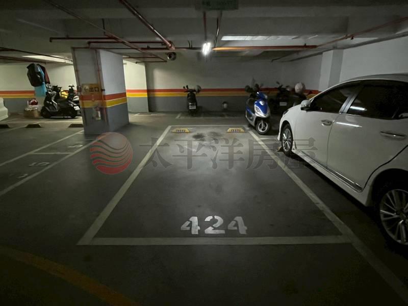 B61東京高樓景觀四房（室）車,新北市新莊區新樹路