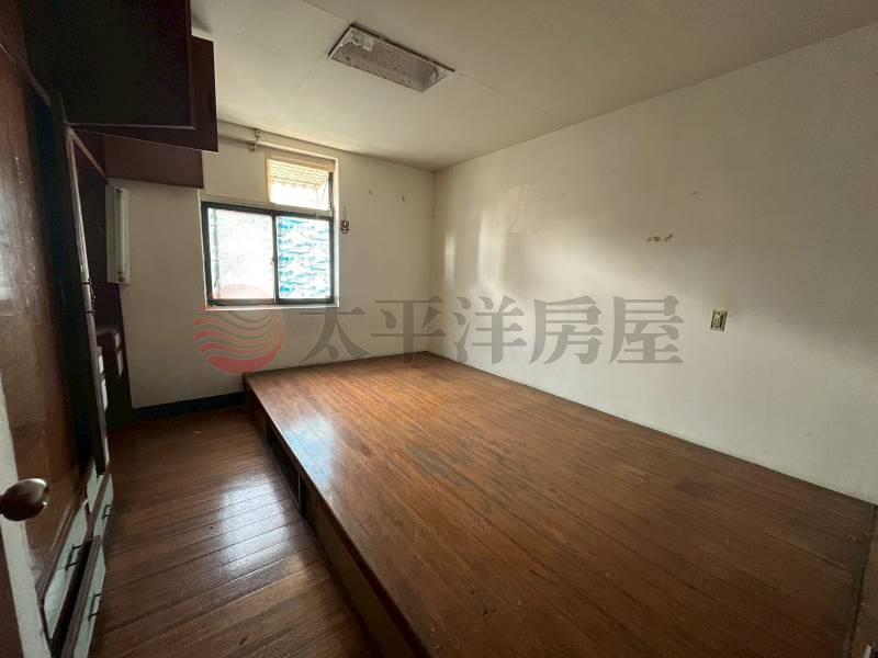 A89忠孝邊間頂加4+5,新北市新莊區忠孝街