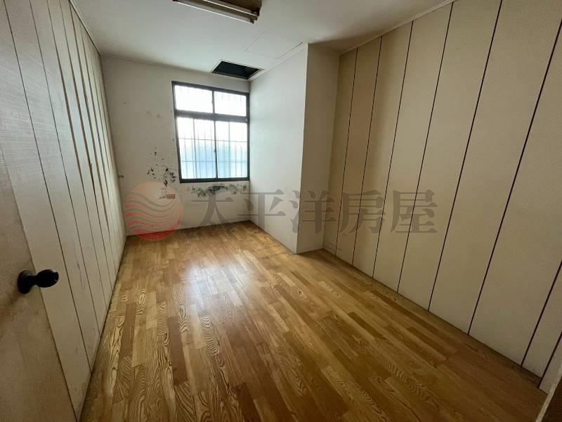 A89忠孝邊間頂加4+5,新北市新莊區忠孝街