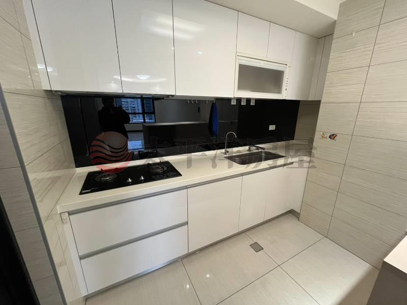 B106近學區 生活機能便利 次頂樓 兩房+車位,新北市新莊區中平路