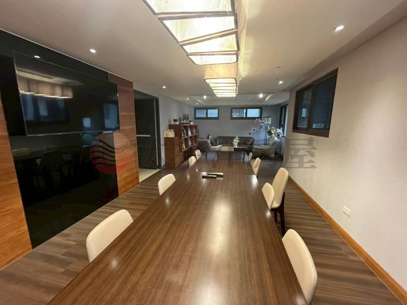 C165名軒富麗黃金店面1-2樓 店D,新北市新莊區富貴路