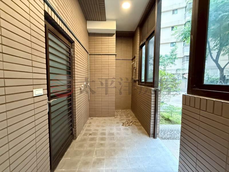 E236台北京城店面A12,新北市蘆洲區仁愛街