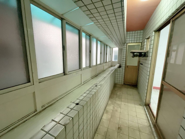 B010-聯新天下1+2樓,新北市新莊區新北大道七段