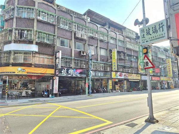 C011-復興路雙捷運店面,新北市新莊區復興路二段