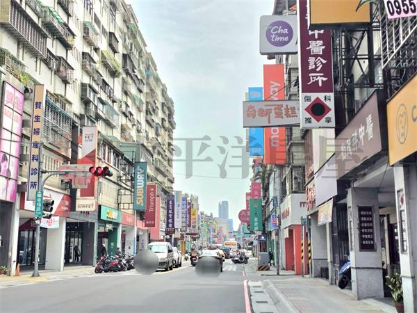 C007-中華路顯眼金店面,新北市新莊區中華路二段
