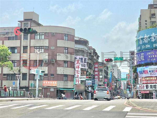 C010-幸福路最夯店面,新北市新莊區幸福路