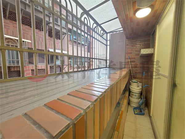 B014-學府公園亮麗2房,新北市新莊區中信街
