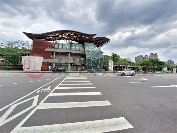 E085-南樹林火車站全新廠辦,新北市樹林區中山路二段