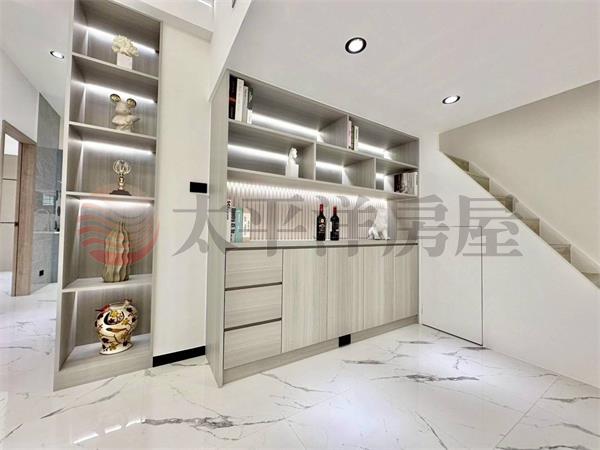 E037-稀有寶中大廈3+1房,新北市新店區寶中路