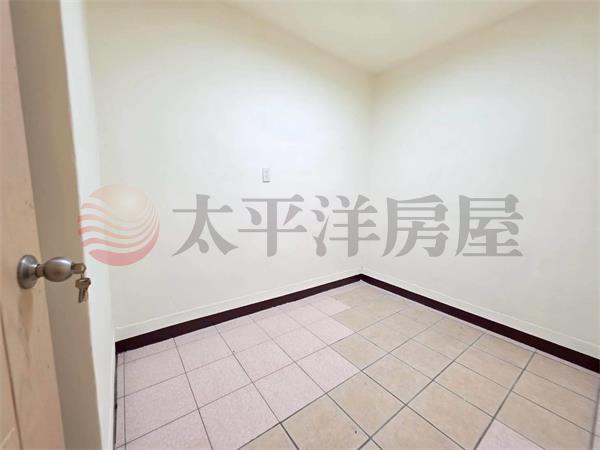 A016-中誠街3樓方正屋,新北市新莊區中誠街