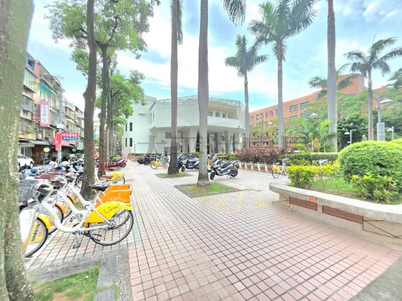 B036-當代純品3房加車,新北市新莊區中平路