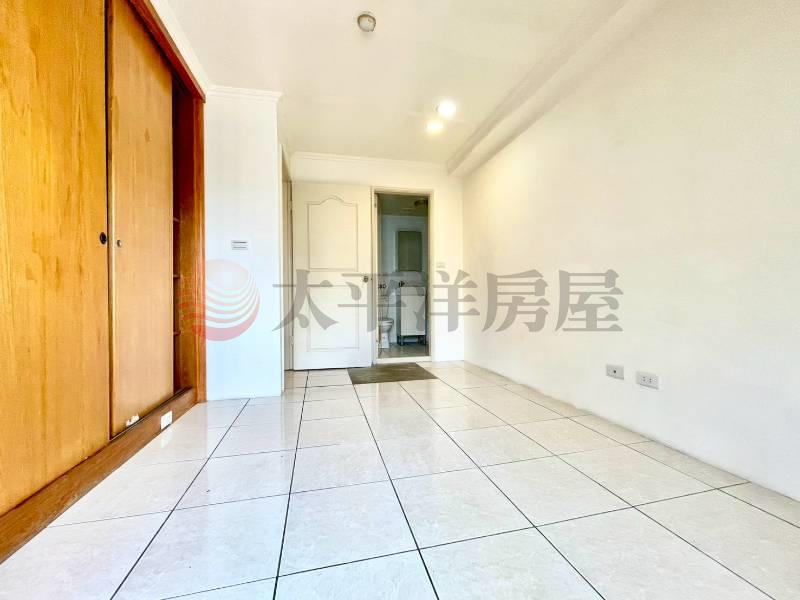 B018-景觀正2房採光屋,新北市新莊區中平路