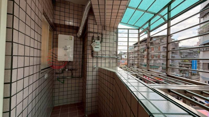 E021-金城延吉美妝電梯3樓,新北市土城區延吉街