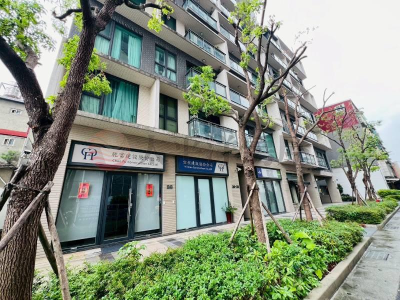E061-左岸重劃區黃金雙店面,新北市三重區五谷王北街