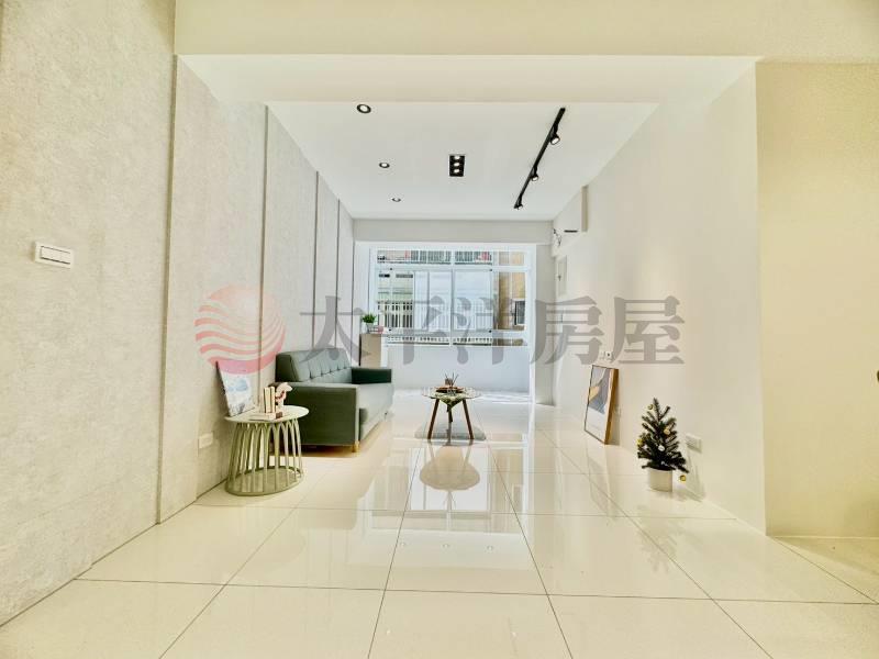 E052-裕民方正美裝3樓,新北市板橋區裕民街