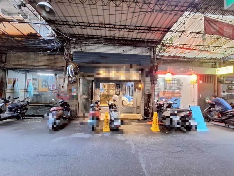 E109-板橋興隆市場透天店面,新北市板橋區中山路二段