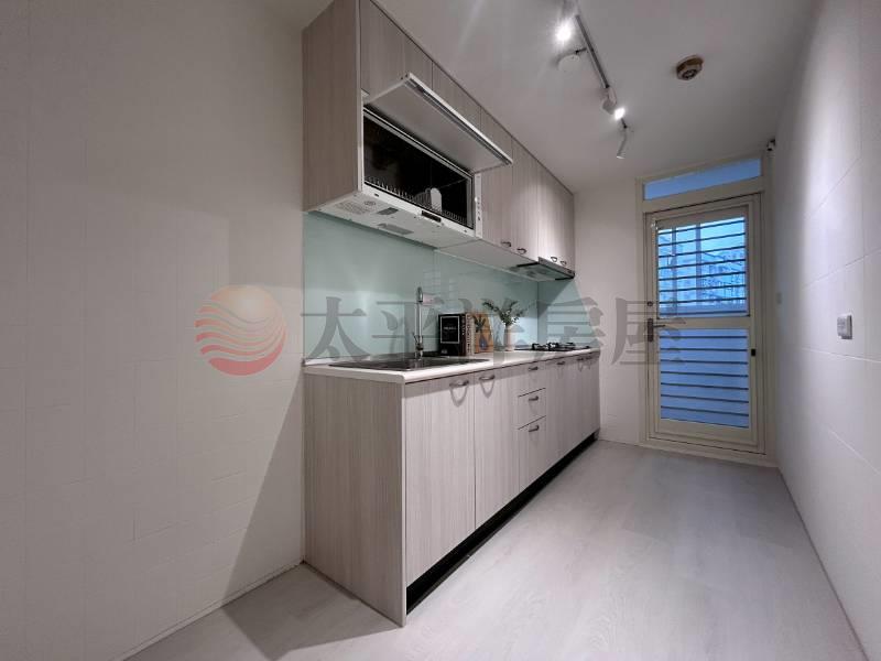 E090-陽光國宅4+1房精品大空間,新北市林口區麗園一街