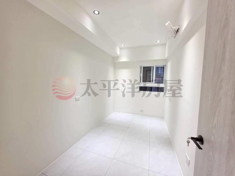 A012-中正路商圈邊間4房,新北市新莊區福海街