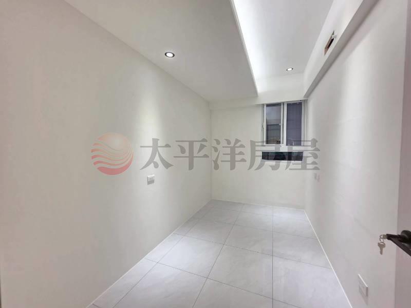 A012-中正路商圈邊間4房,新北市新莊區福海街