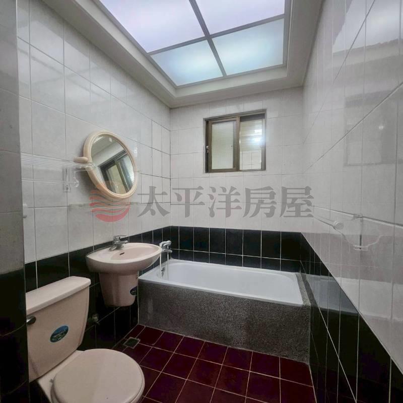 E036-夢想雙拼 泰山雙層極品美寓,新北市泰山區中華街
