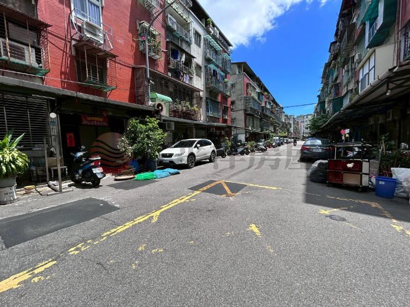 A061-中港國小4+5真好租美寓,新北市新莊區中港三街