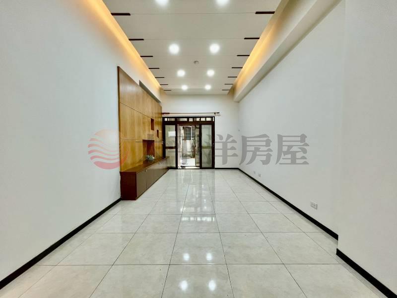 B010-雙捷運庭院1樓,新北市新莊區中港路