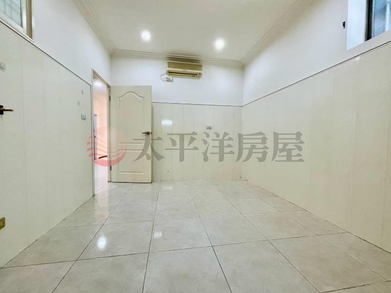 B010-雙捷運庭院1樓,新北市新莊區中港路
