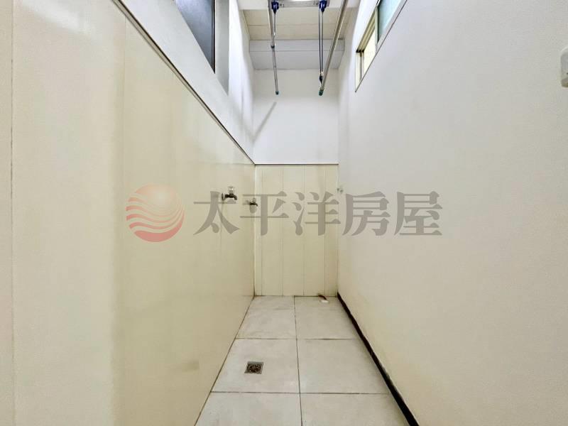 B010-雙捷運庭院1樓,新北市新莊區中港路