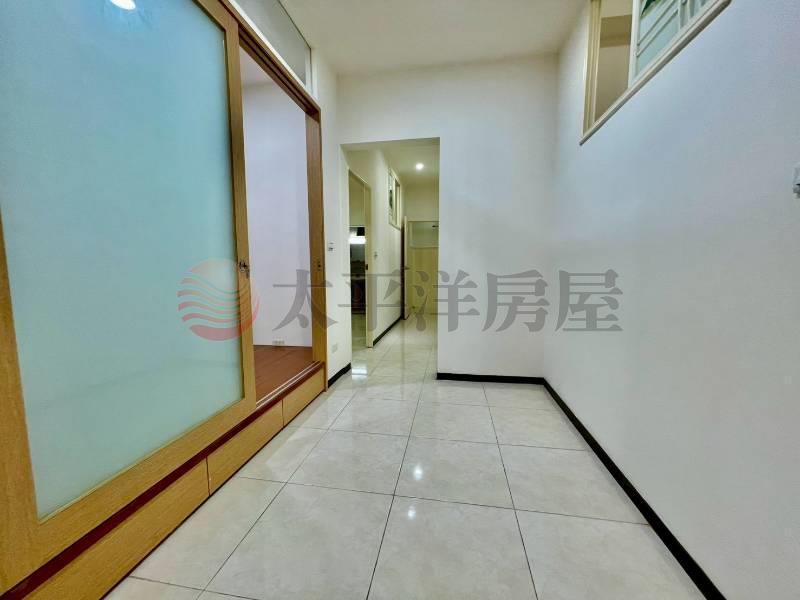 B010-雙捷運庭院1樓,新北市新莊區中港路