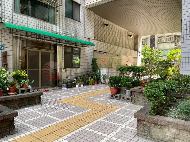 B045-親水公園 景觀房,新北市新莊區中華路二段