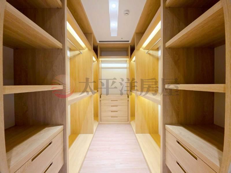 B74重劃區質感裝潢四改大三房+雙車位,新北市新莊區福美街