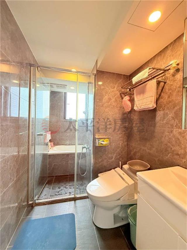 E234甲山林天墅精品美屋挑高五米,新北市汐止區東勢街