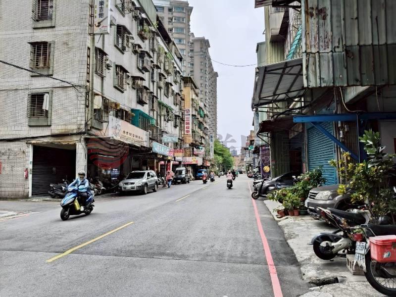 E249阿勇A十米活巷透天廠,新北市三重區大勇街