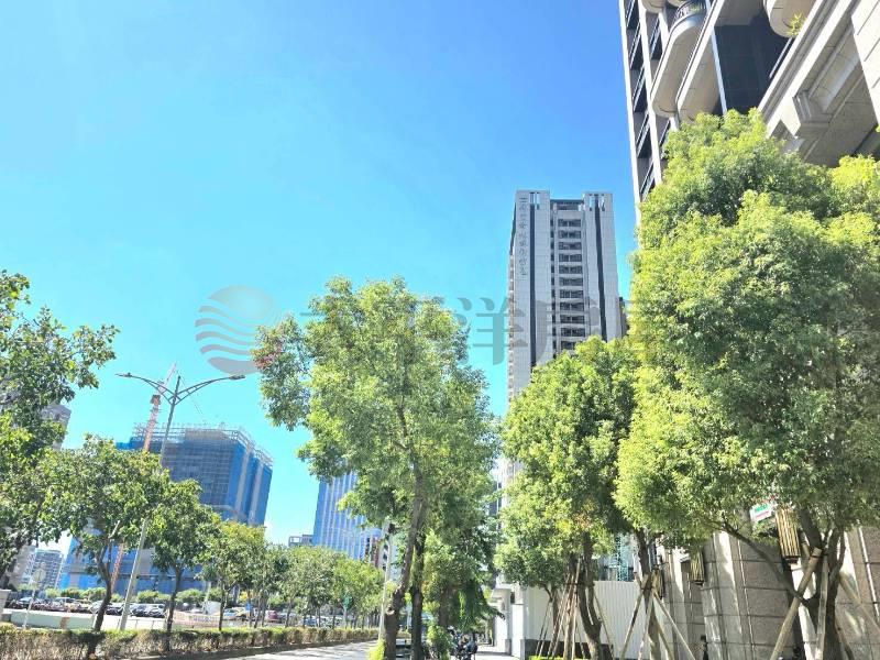 B001-新富邑四房雙車位,新北市新莊區中央路