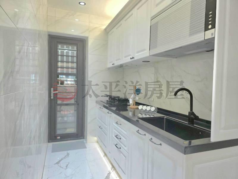 A033-亮麗歐式裝潢三樓,新北市新莊區中誠街