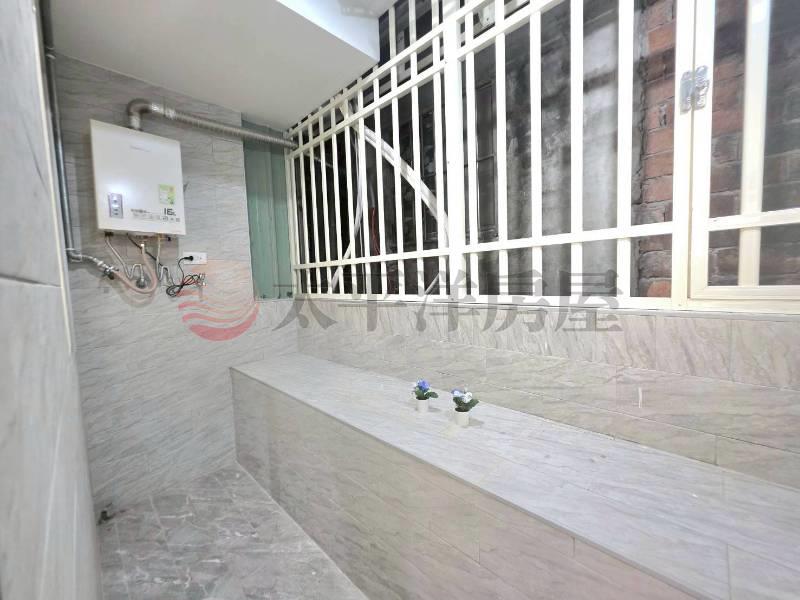 A033-亮麗歐式裝潢三樓,新北市新莊區中誠街