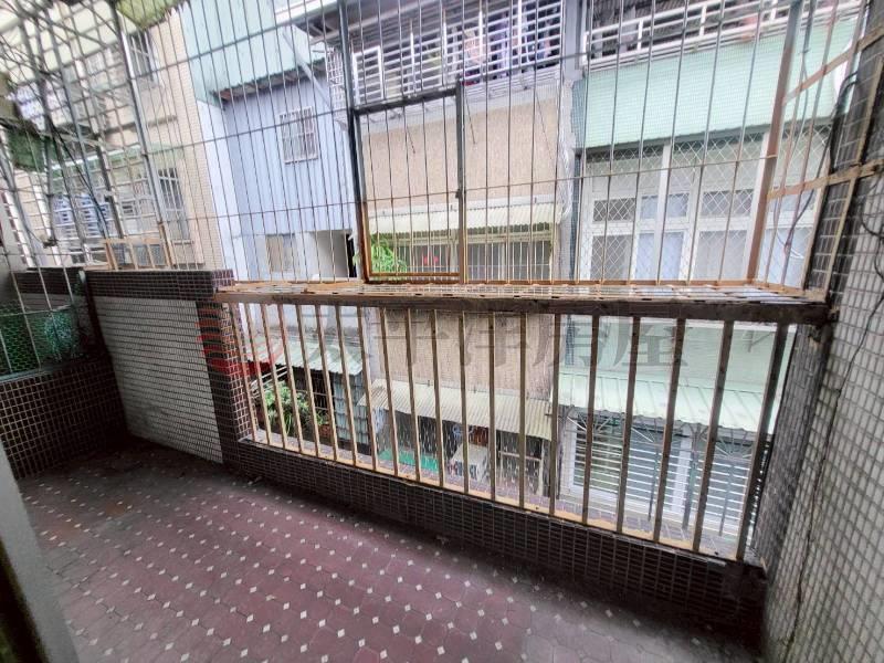 E088-三重低總價4+5頂佳佳,新北市三重區正義北路