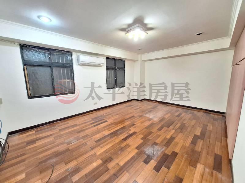 B052-運動公園旁一+二樓商辦宅,新北市新莊區復興路一段