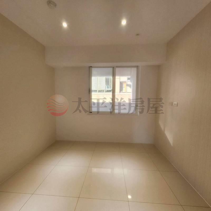 B008-百萬時尚裝潢3房次頂樓 台北居易,新北市新莊區昌平街